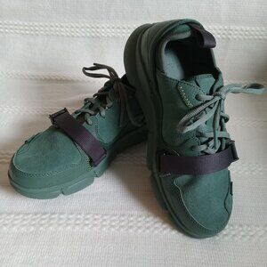 FINAL SALE NWOT Lilith NYC Caudal Lure Concrete Jungle Green
